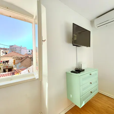 Bruna In The Old Town